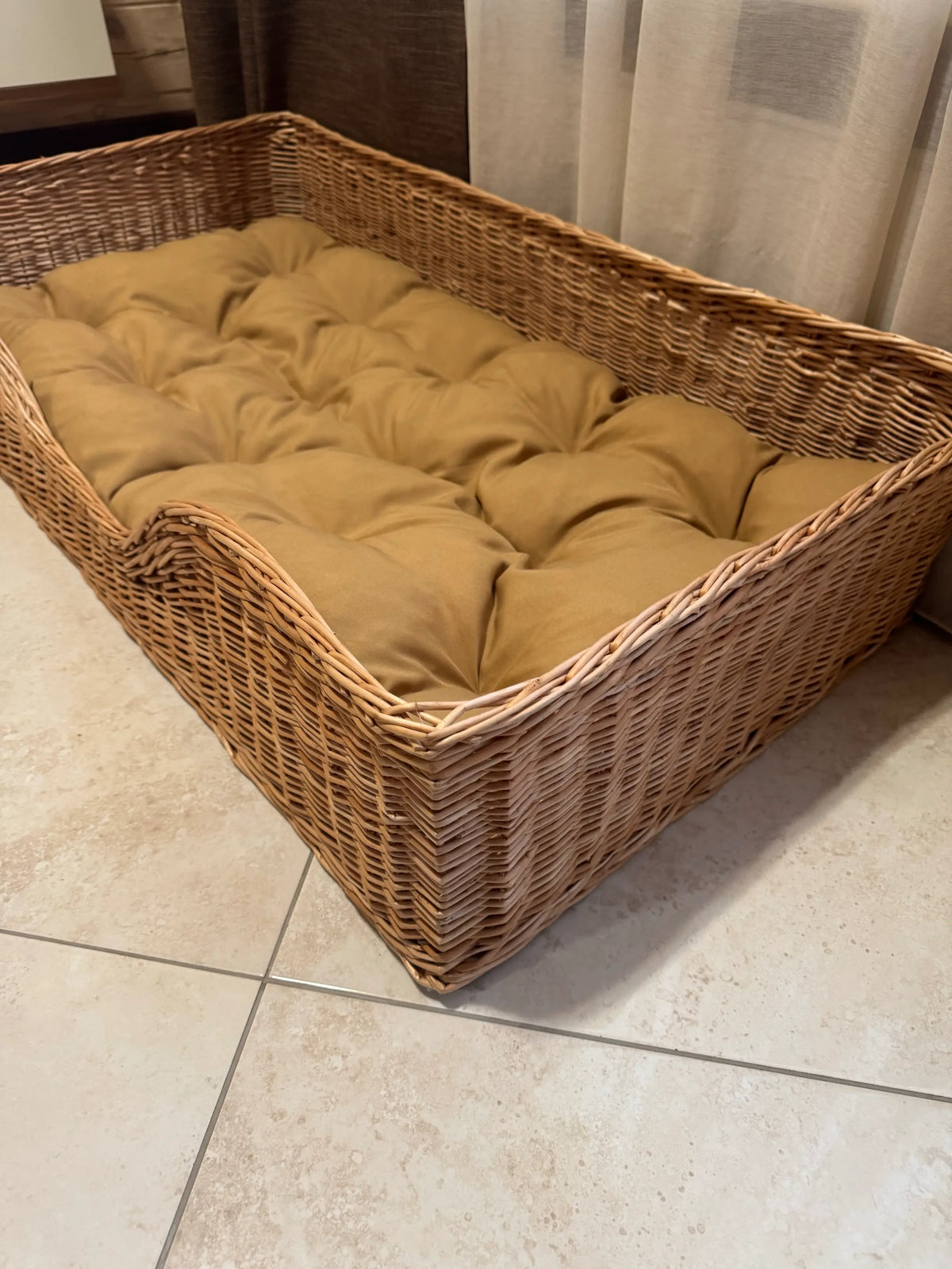 Large Dog Bed – Pet Basket with Cushion
