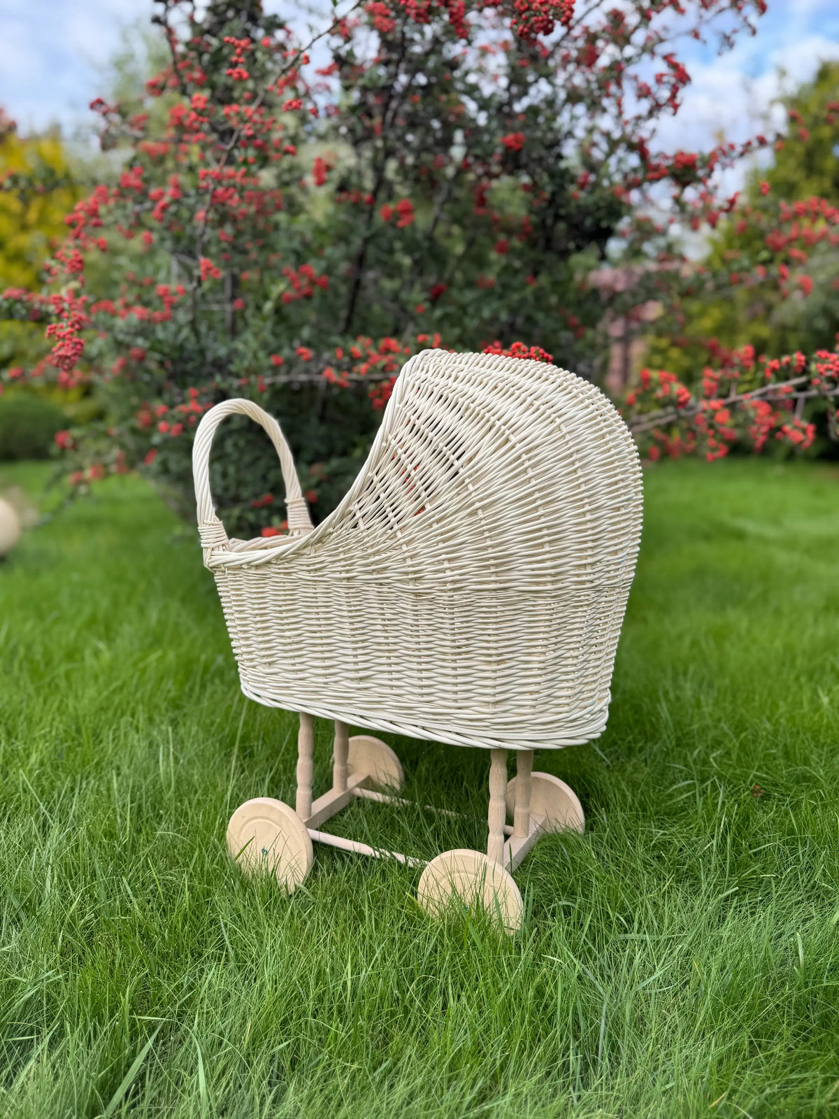 Wicker Baby Carriage "White"