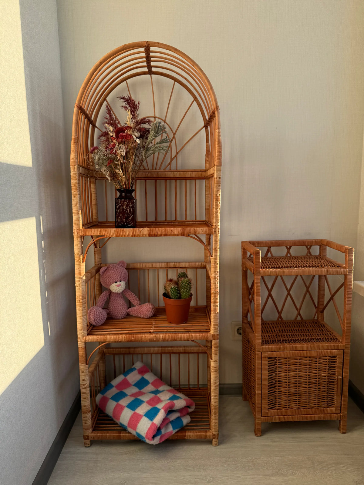 Wicker Arched Shelf