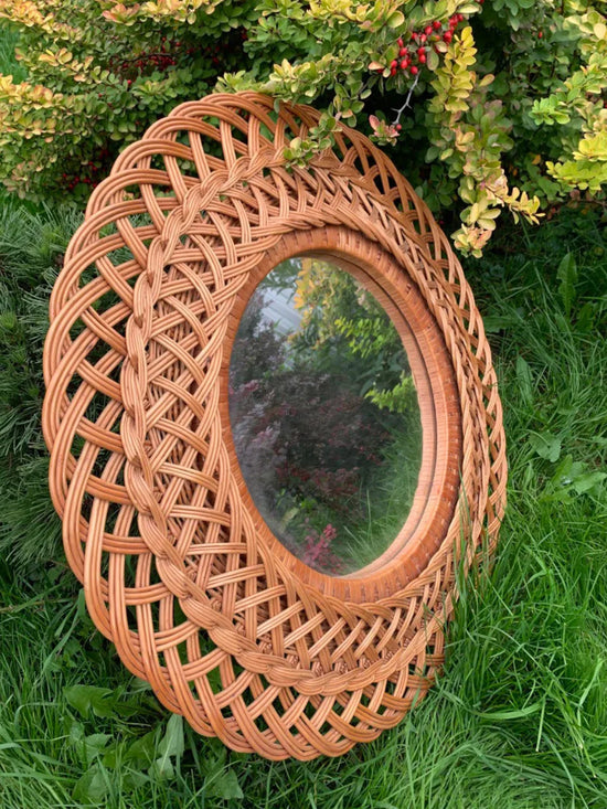 Round Wicker Wall Mirror