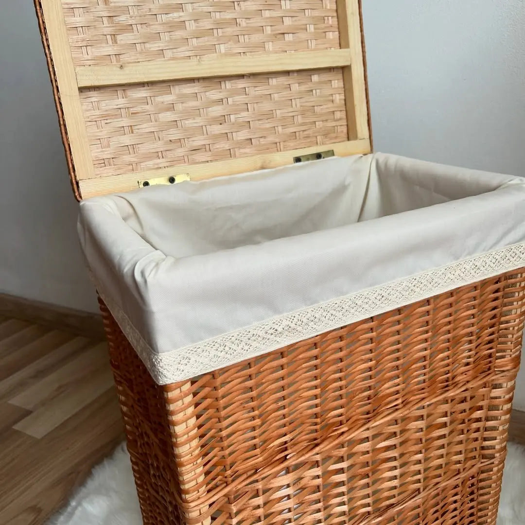 Laundry Hamper with Lid
