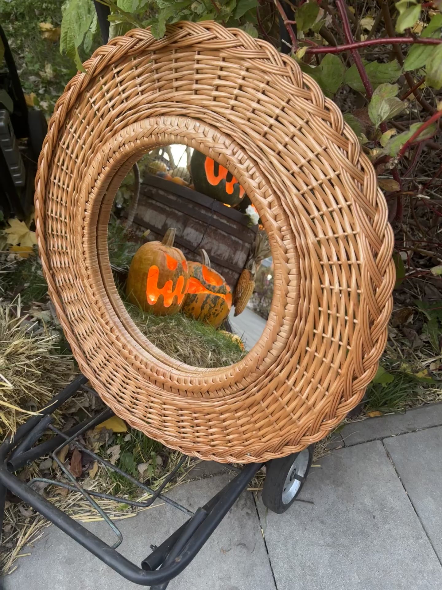 Round Wicker Wall Mirror